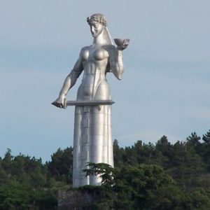 مجسمه مادر ghb tbilisi